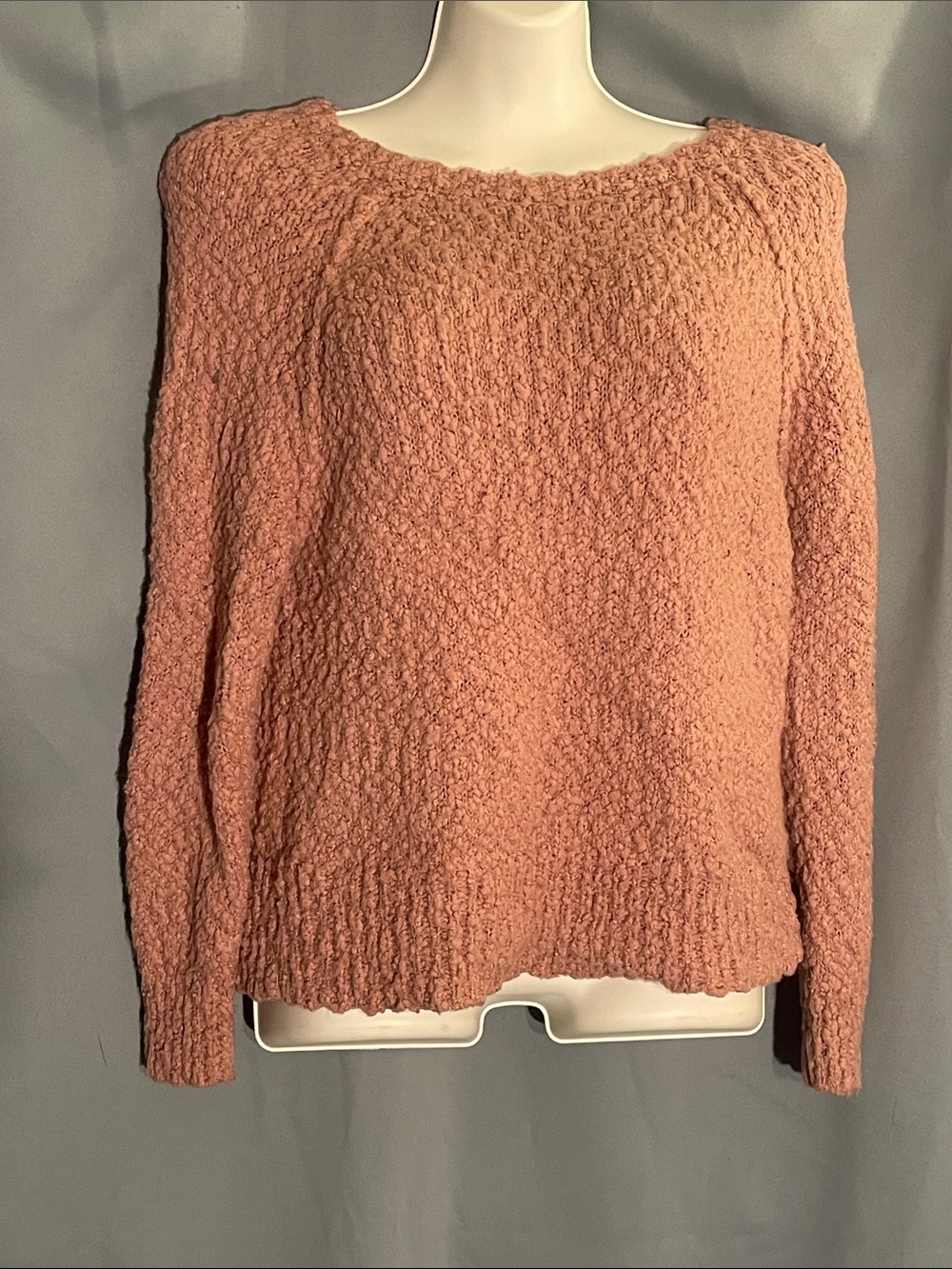 Women's Scoop Neck Bubble Knit Sweater in Blush Pink